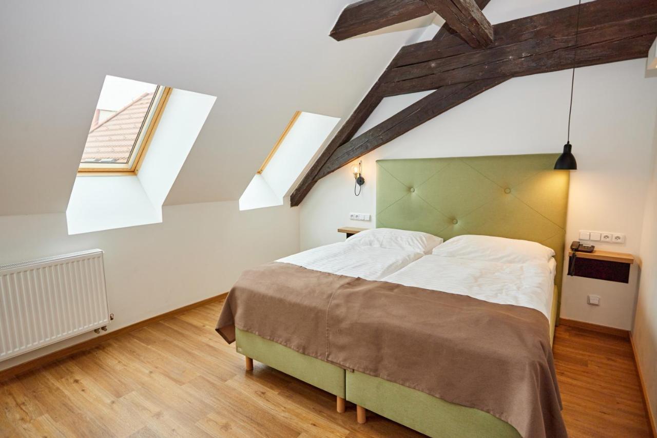 Hotell Garden Court Prag
